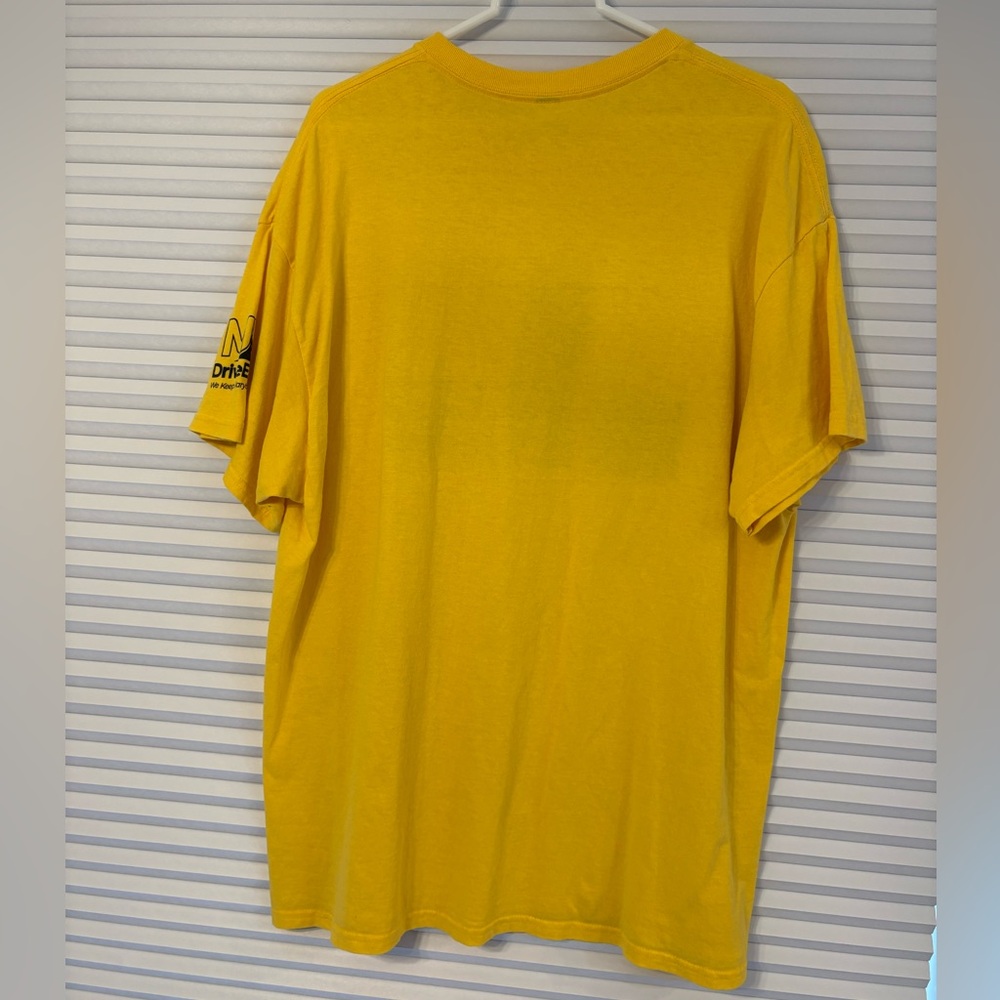 Mens XL Mustard Baltimore Orioles T-shirt - Picture 3 of 3
